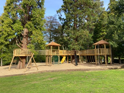 Elstree School Adventure Area